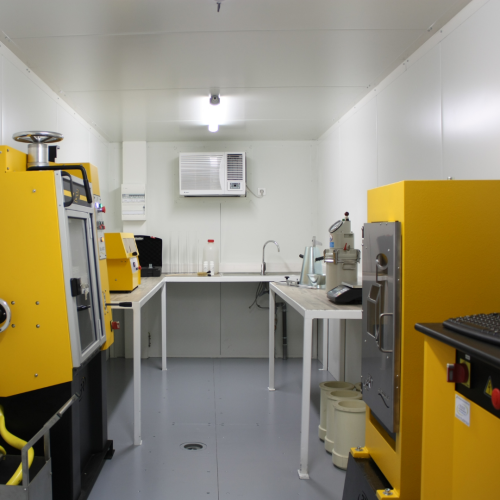 box-r-container-mobile-materiel-de-laboratoire